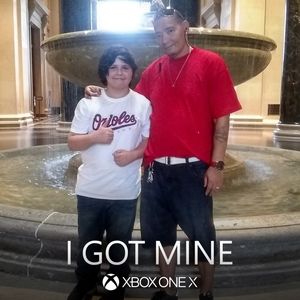 Meet your Posher, Larry